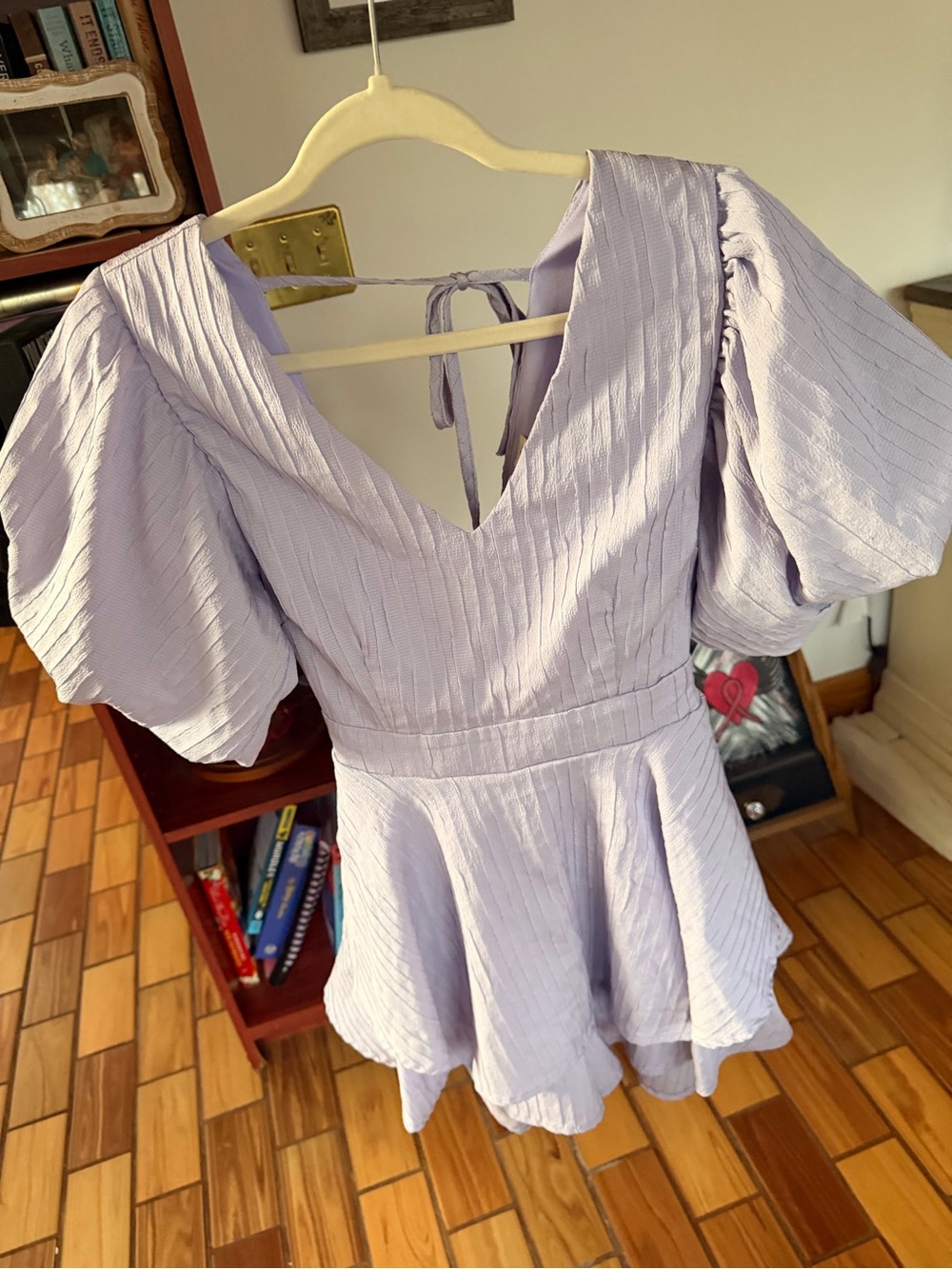 Backless Puff-Sleeve Lilac V-Neck Dress